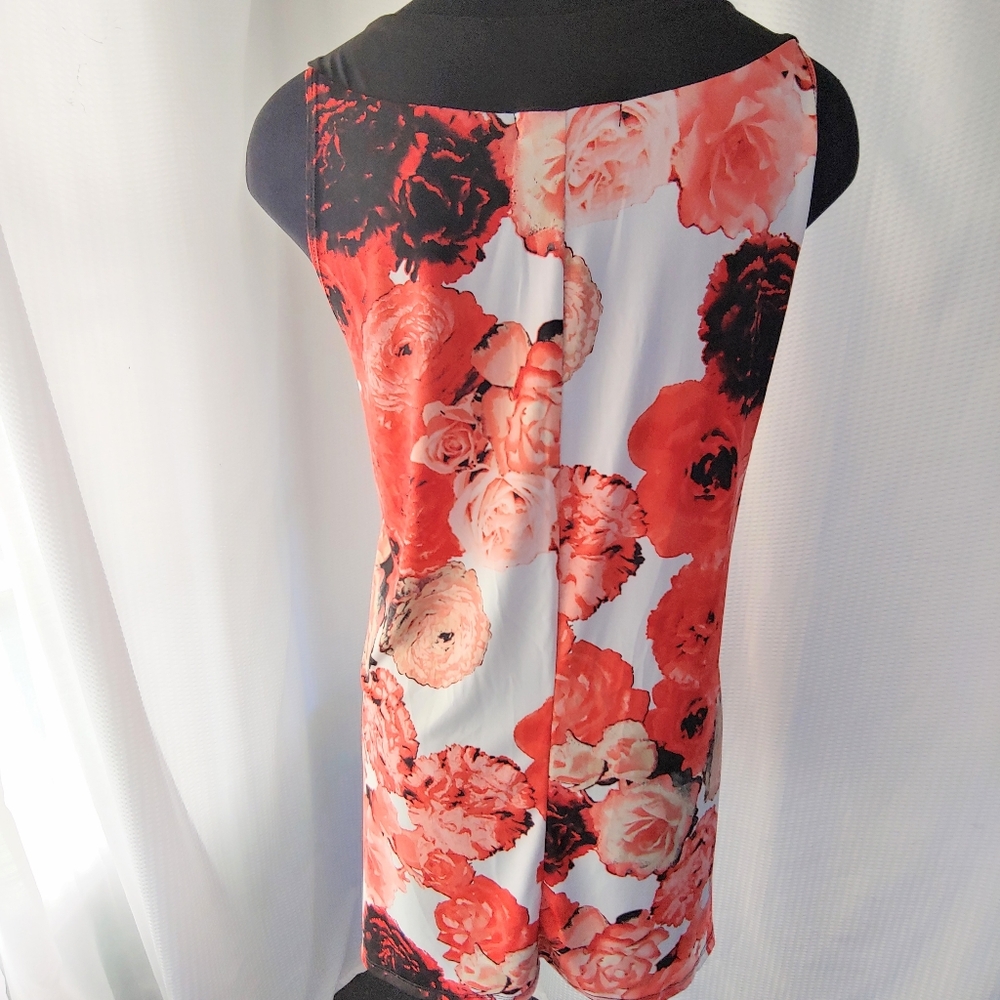 OBO floral tunic blouse. - Picture 8 of 10